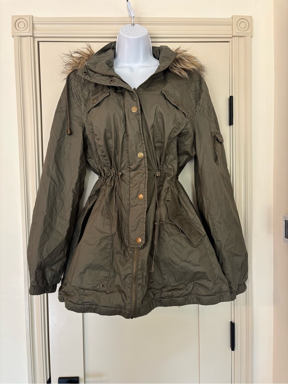 Blanc Noir Olive Green Utility Parka Trench Coat Plaid Lined Faux Fur Hood Fall